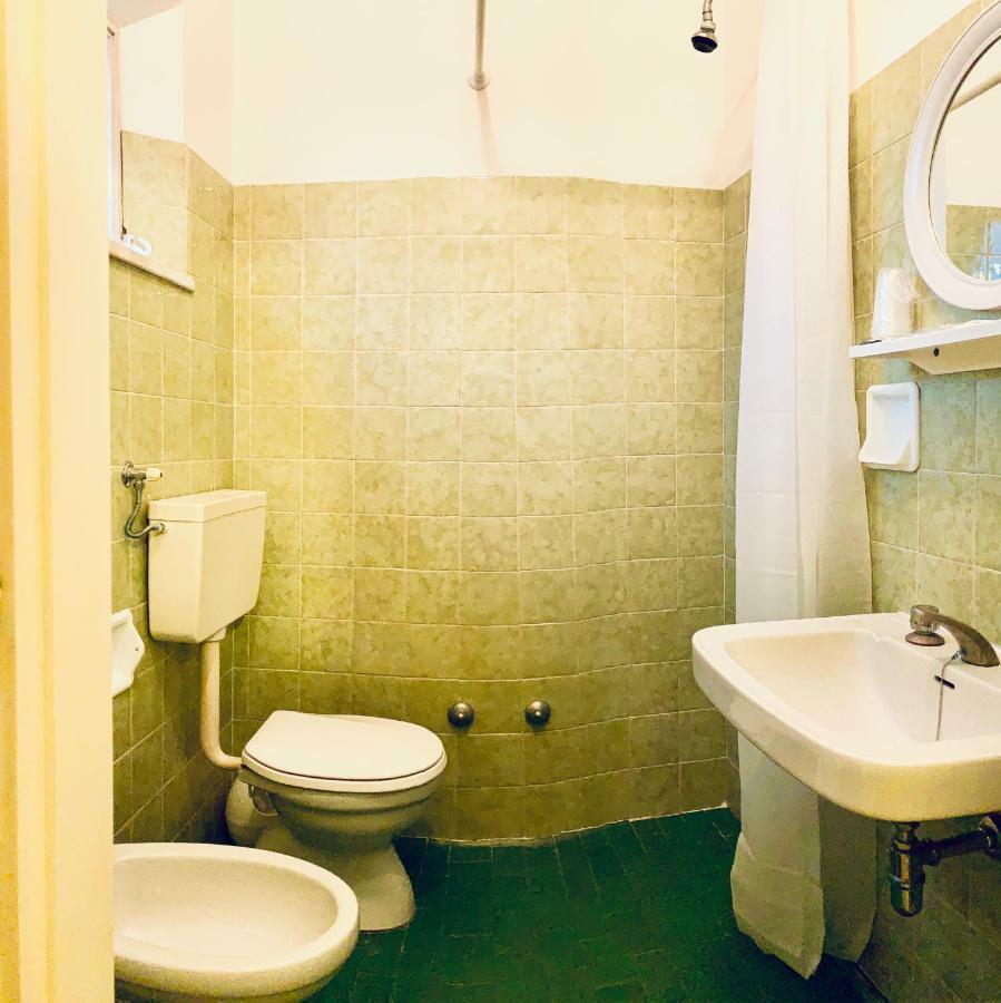 Urania Hotel Fogliano Marina Ngoại thất bức ảnh